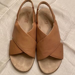 BORN  Sandal Size 9
